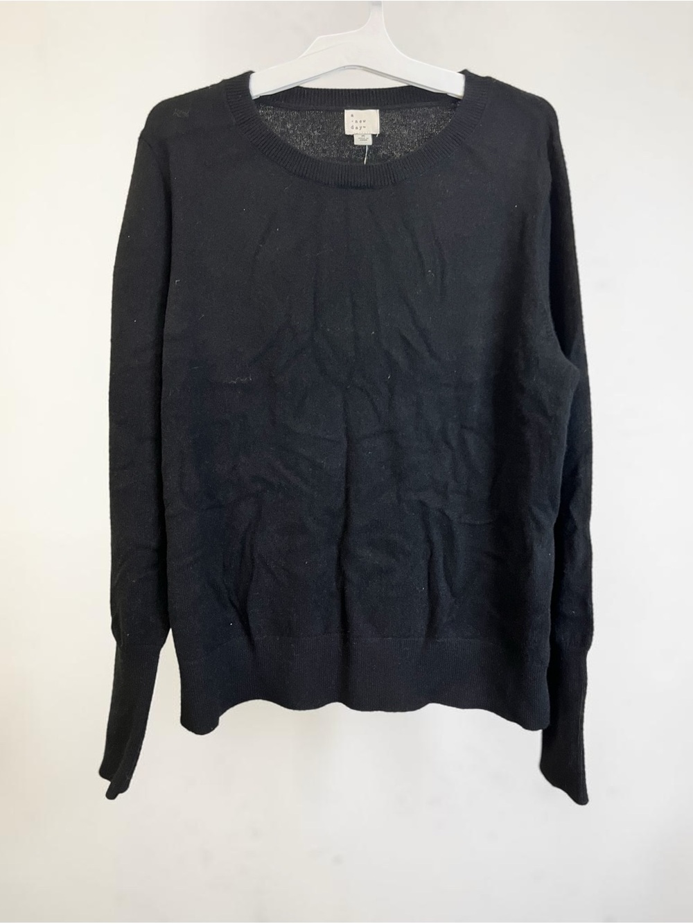 Black Cashmere Crewneck Sweater - Lightweight Pullover Women’s Medium NWT